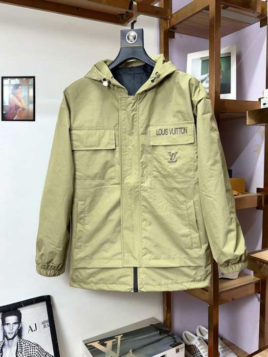 Picture of Louis Vuitton Jackets _SKULVM-3XL12yn46232505